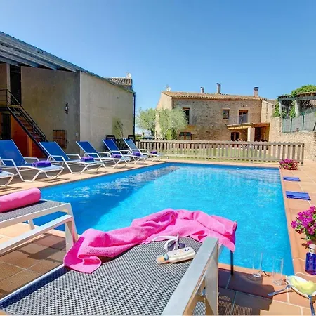 Sleeps 9 Pool Air Con Wifi Vila Ullastret